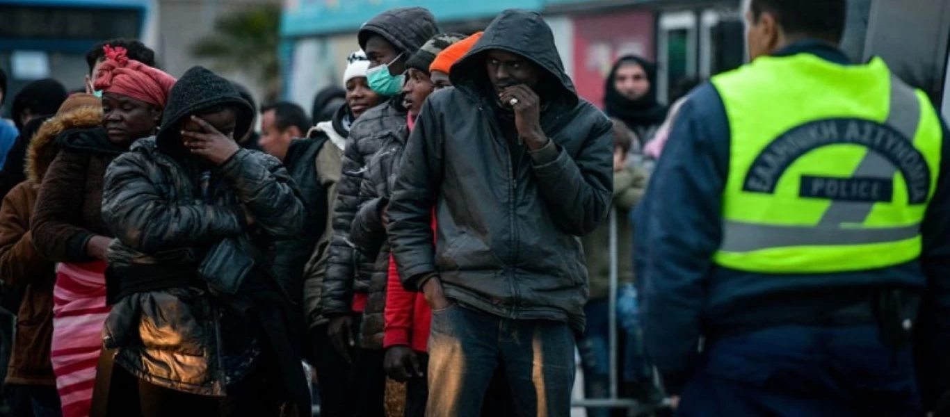 Από τη Λέσβο στη Βόρεια Ελλάδα μετακινούνται 139 παράνομοι μετανάστες